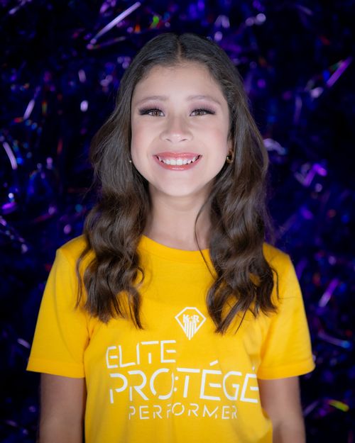 Dacey Gaona
